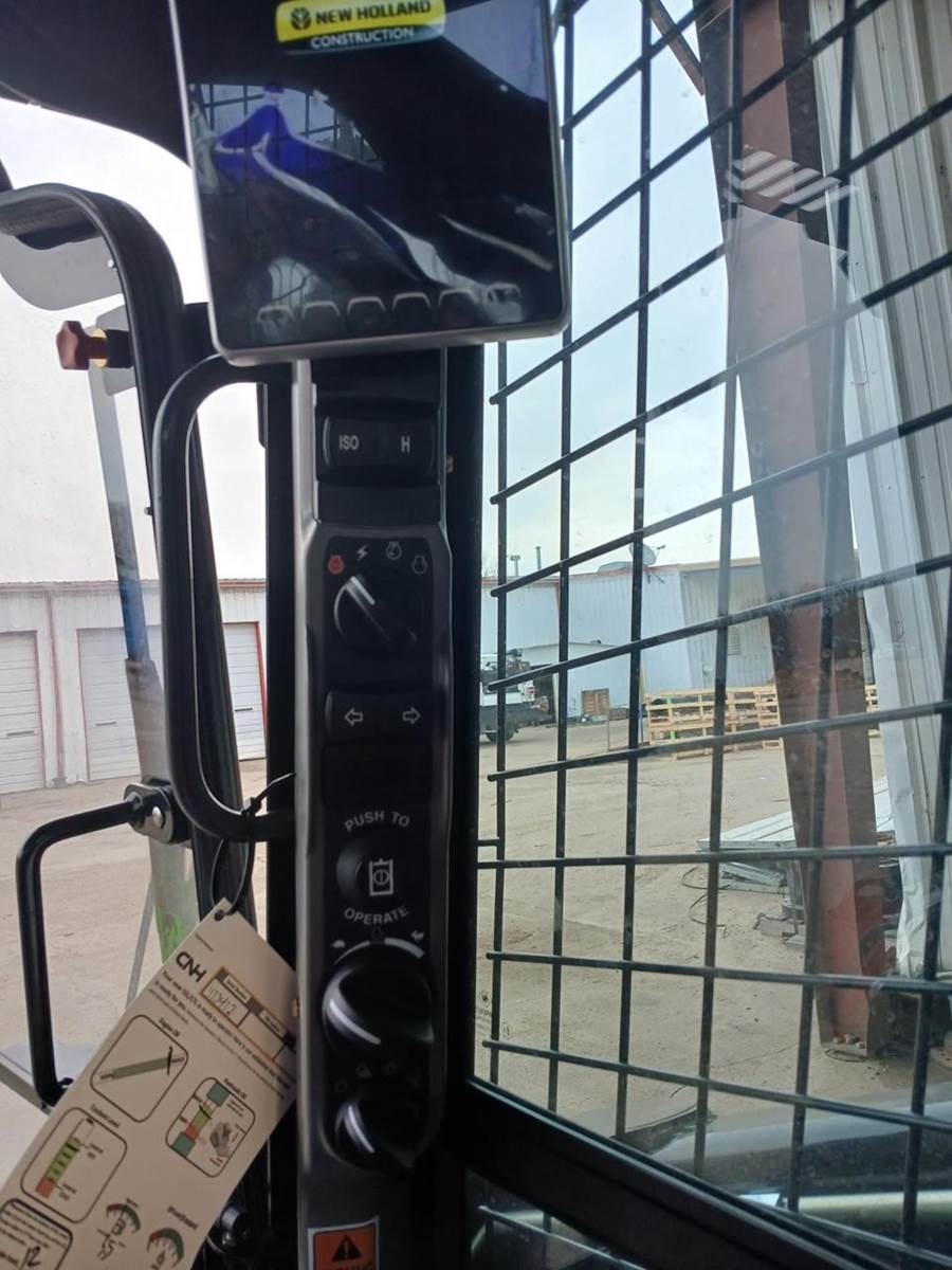 2025 New Holland C337 - Image 9